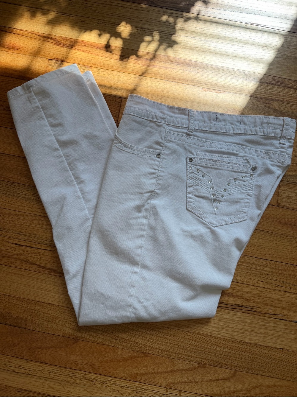 Women’s White Jeans Slim Fit
